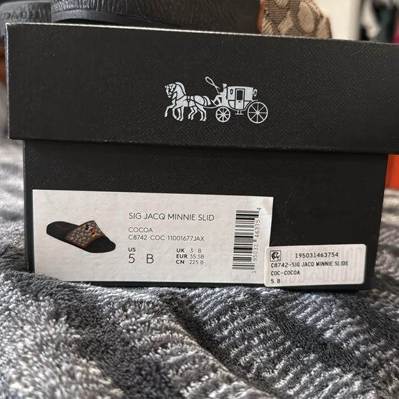 Minnie slide coach brand - Picture 5 of 5